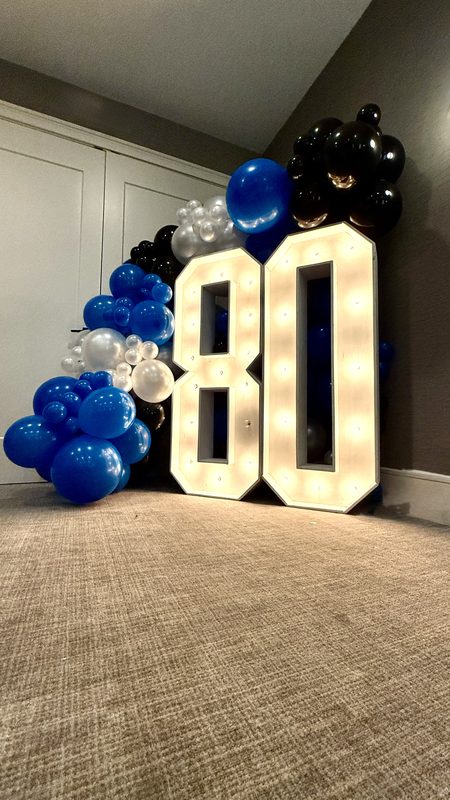 Balloon and event decor by Mama4Creationz at an event in Bergen County, NJ (photo 10)