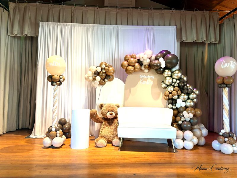 Balloon and event decor by Mama4Creationz at an event in Rockland County, NY (photo 12)