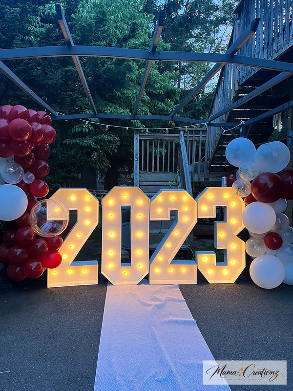 Balloon and event decor by Mama4Creationz at an event in Rockland County, NY (photo 6)